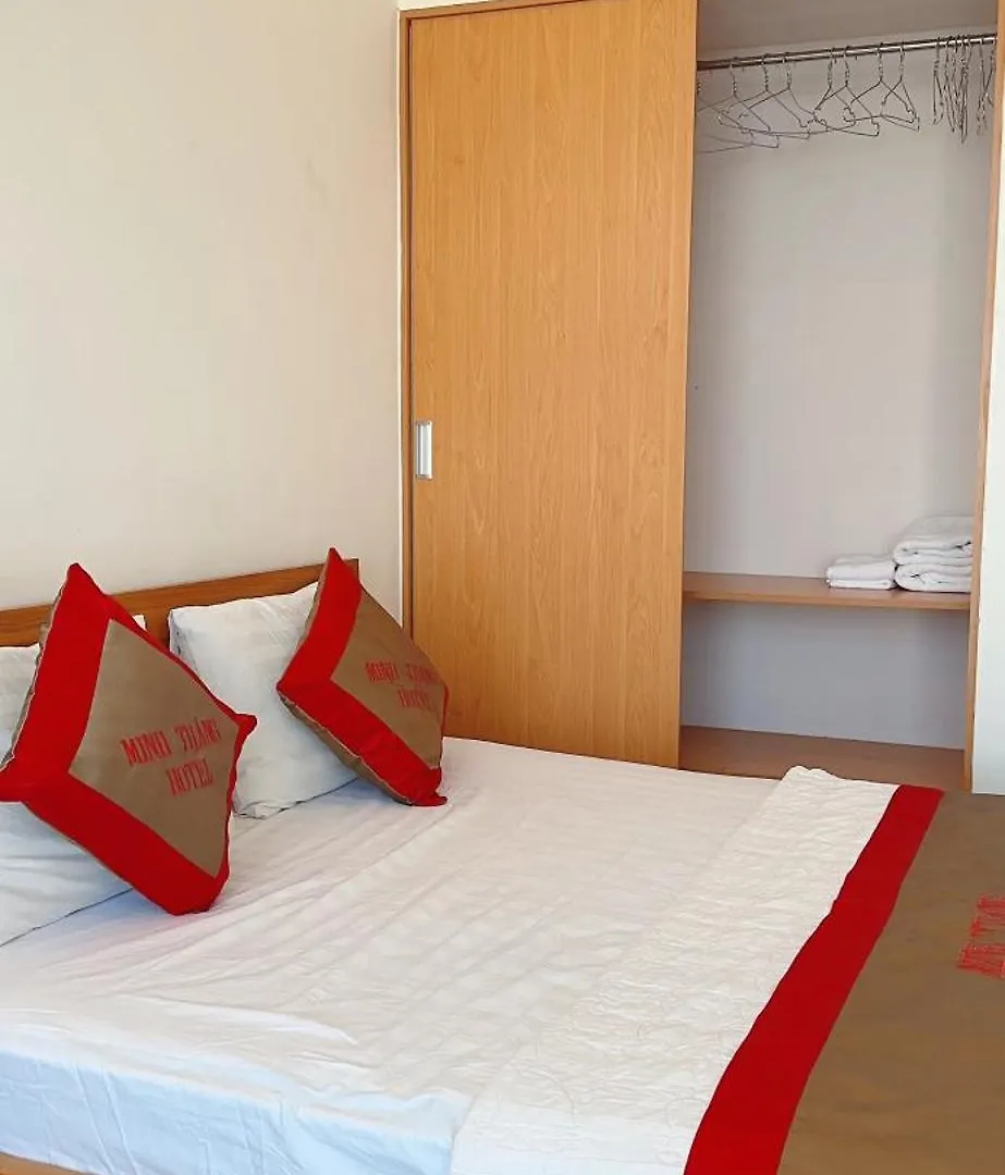 Family Hotel 头顿
